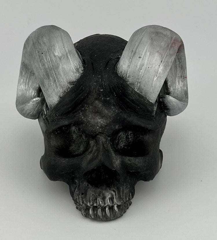 Resin Item 23103 Skull with Ram Horns